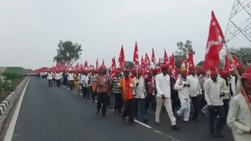 Top AIKS leader dropped from Maha govt panel on farmers' demands