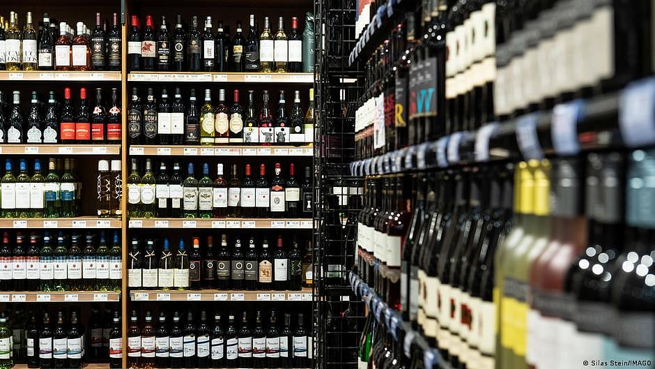 Beer overtakes wine in France for first time as high cost of living reshapes drinking habits
