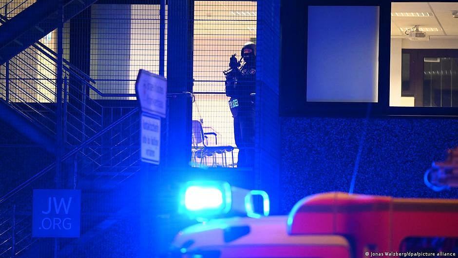 Several people reported dead in shooting in Hamburg