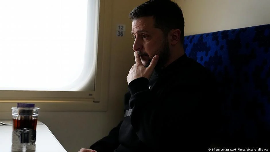 Ukraine updates: Zelenskyy invites China's Xi to visit