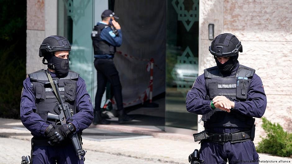 Portugal: 2 dead in stabbing at Lisbon Muslim center