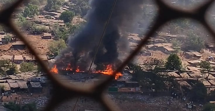 One killed, thousands homeless as major fire guts Mumbai's Malad slum