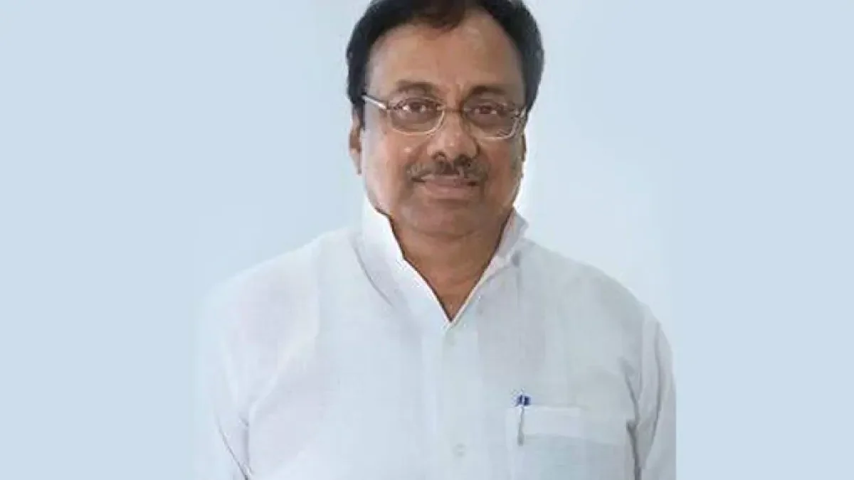 Senior Congress leader E V K S Elangovan