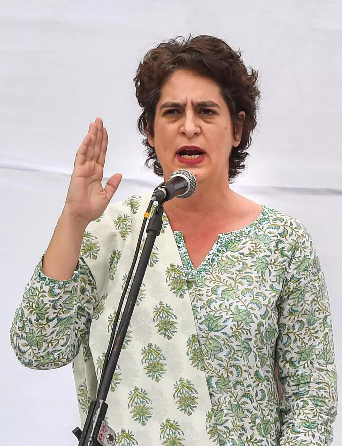 BJP wants to finish off Oppn, democracy from country: Priyanka on questioning of Misa, Tejashwi