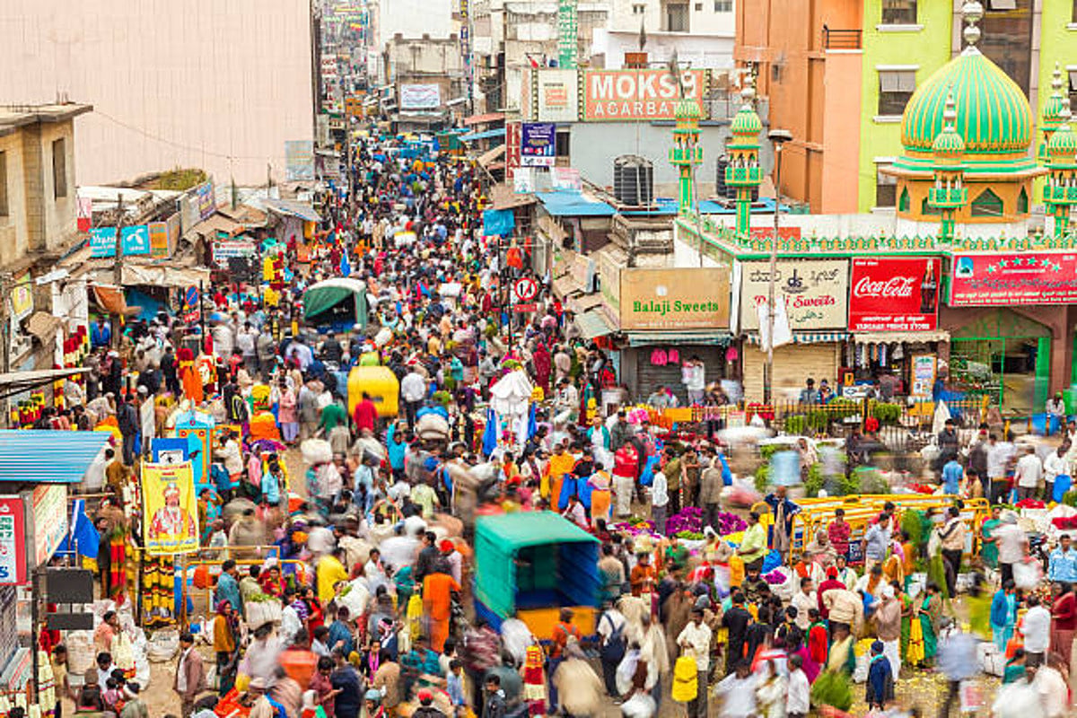 UN report: India's population set to overtake China's by 0.29 crore this year