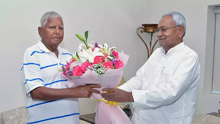 Bihar CM Nitish Kumar with RJD chief Lalu Prasad Yadav in Delhi 