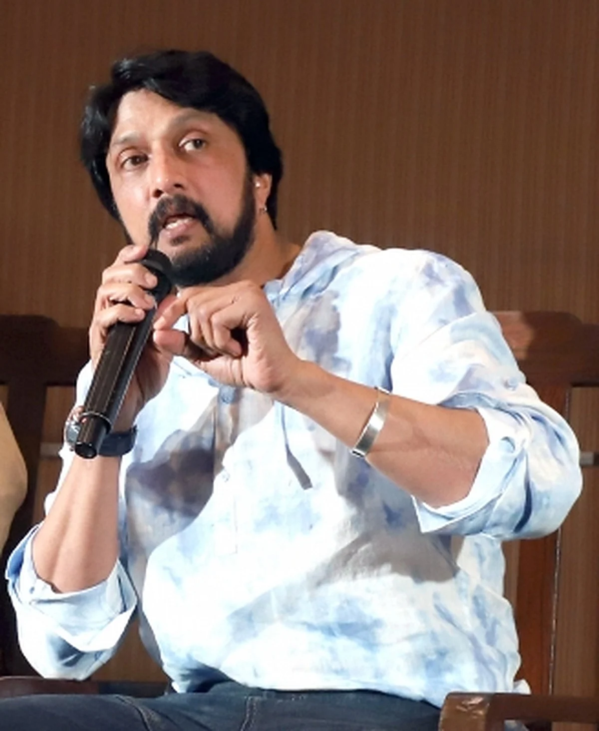 Karnataka: Stop Kichcha Sudeep's show till the end of the poll, JD(S) asks EC