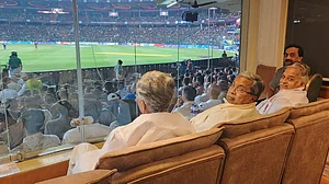 Siddaramaiah's post for RCB team wins hearts of fans