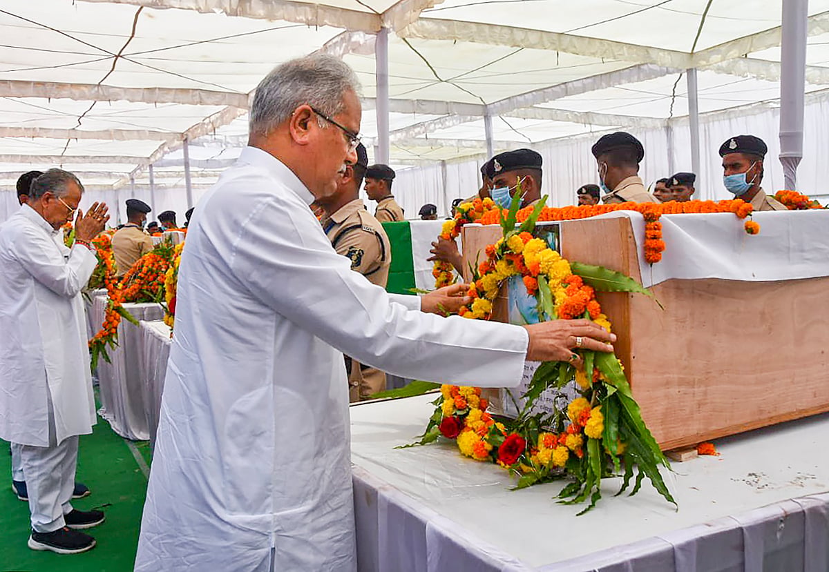 Chhattisgarh Naxal attack: Wreaths laid for 11 deceased; CM Baghel says fight to be intensified
