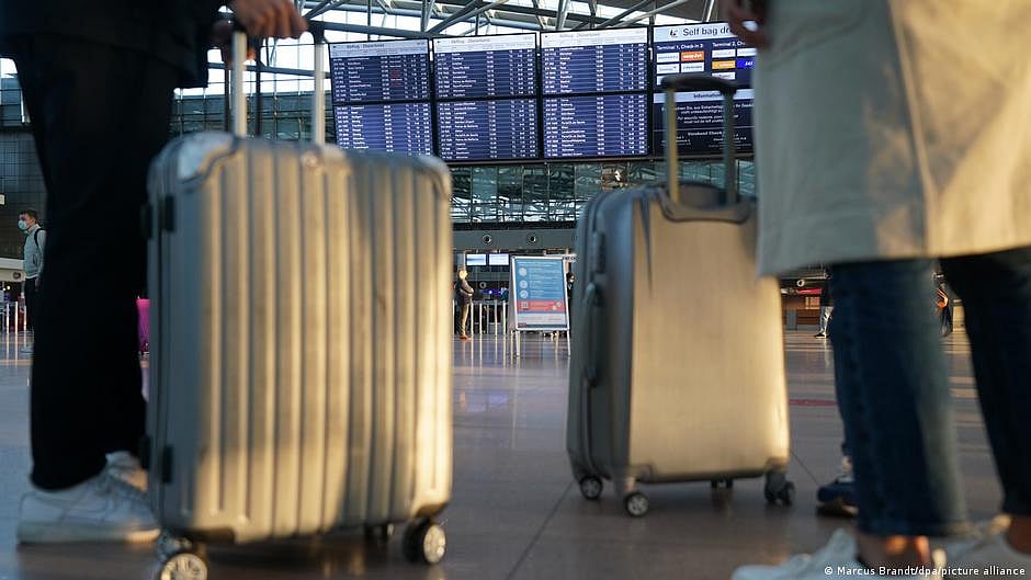 Suspecting 'possible terror attack', Israel issues travel warning for India