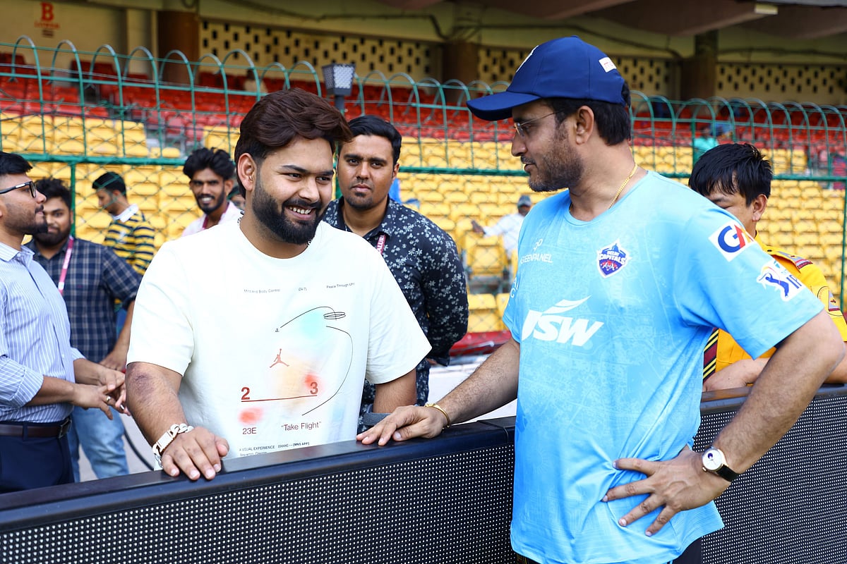Pant having a chat with Sourav Ganguly