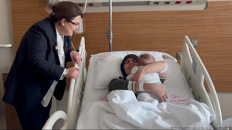 Turkey: 'Mystery' baby reunited with mother after earthquake