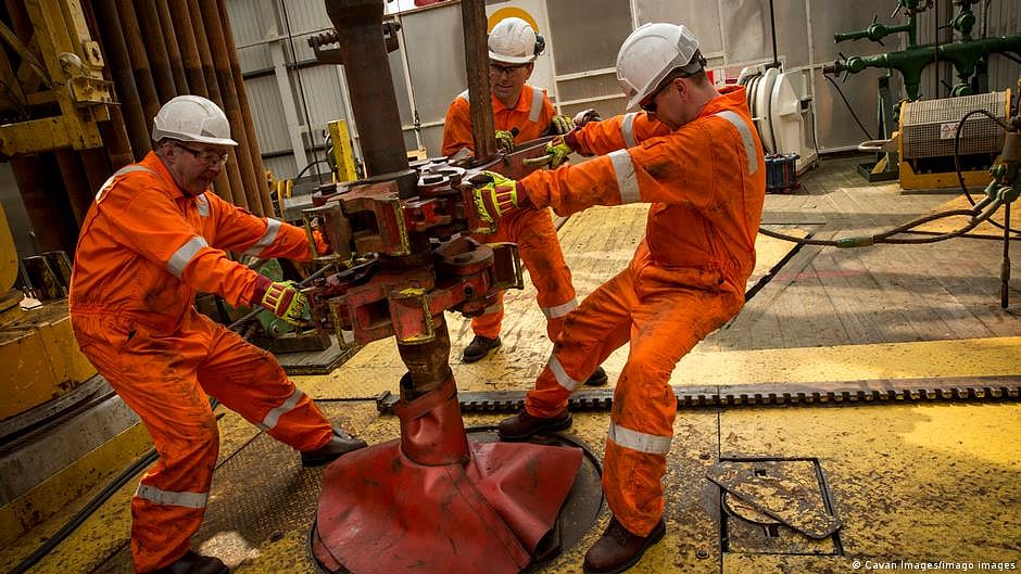 Oil stays above $100 as Khamenei ramps up Hormuz pressure, stocks retreat