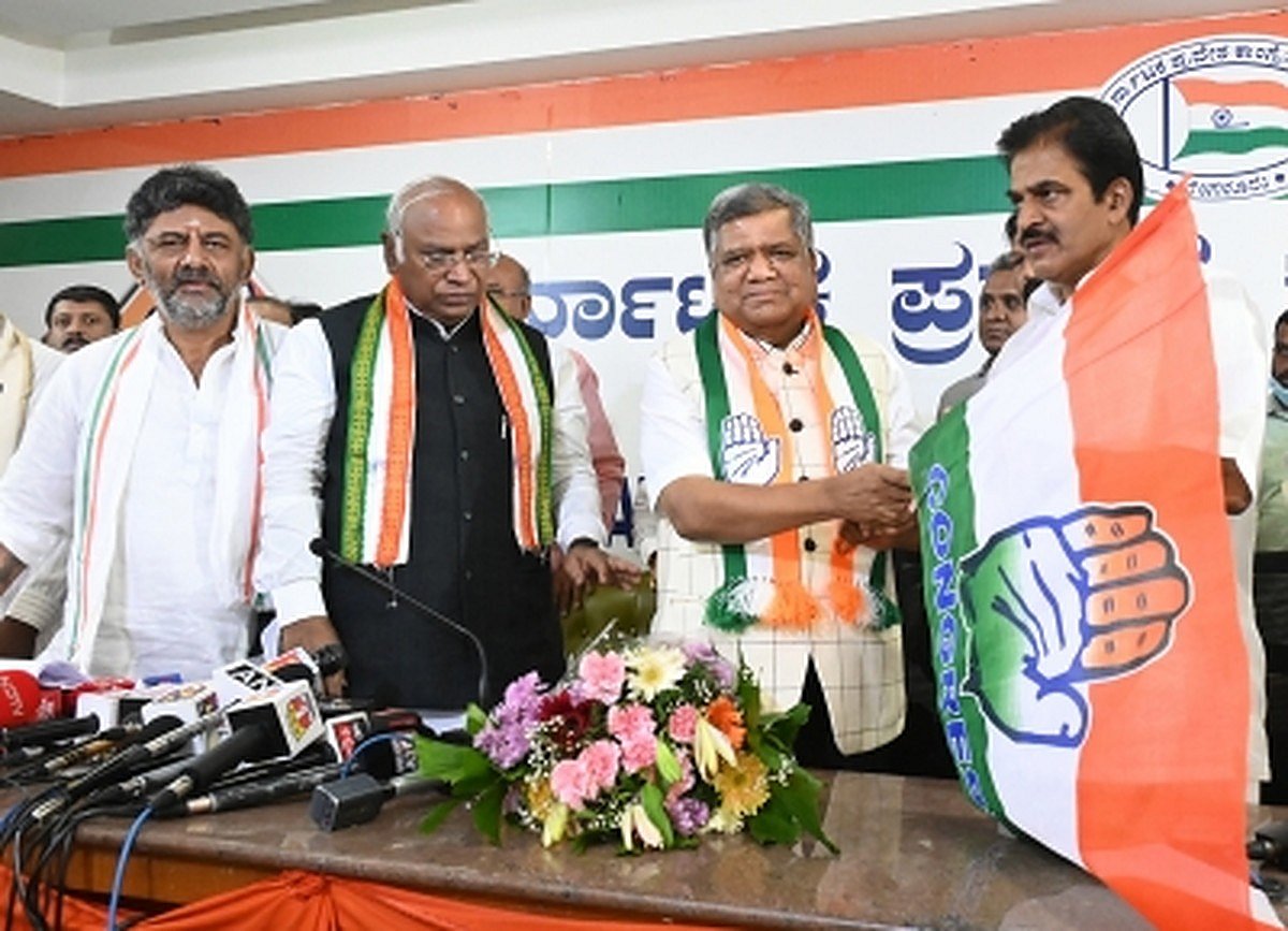 Senior BJP leader and former Karnataka Chief Minister Jagadish Shettar joined the Congress ahead of the May 10 Assembly elections in the State. (Source: IANS)