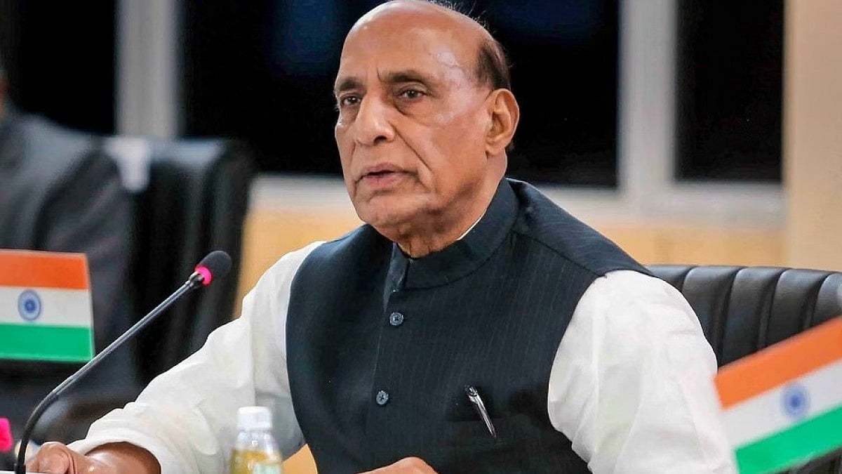 Pakistan criticises Defence Minister Rajnath Singh's LoC crossing remarks