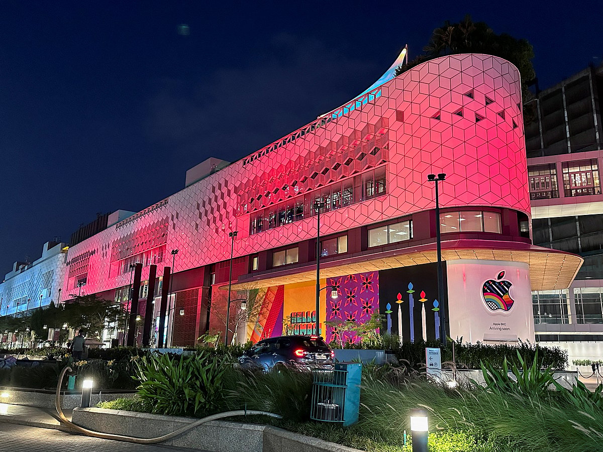 Bullish on India, Tim Cook to unveil first Apple stores in Mumbai, Delhi next week