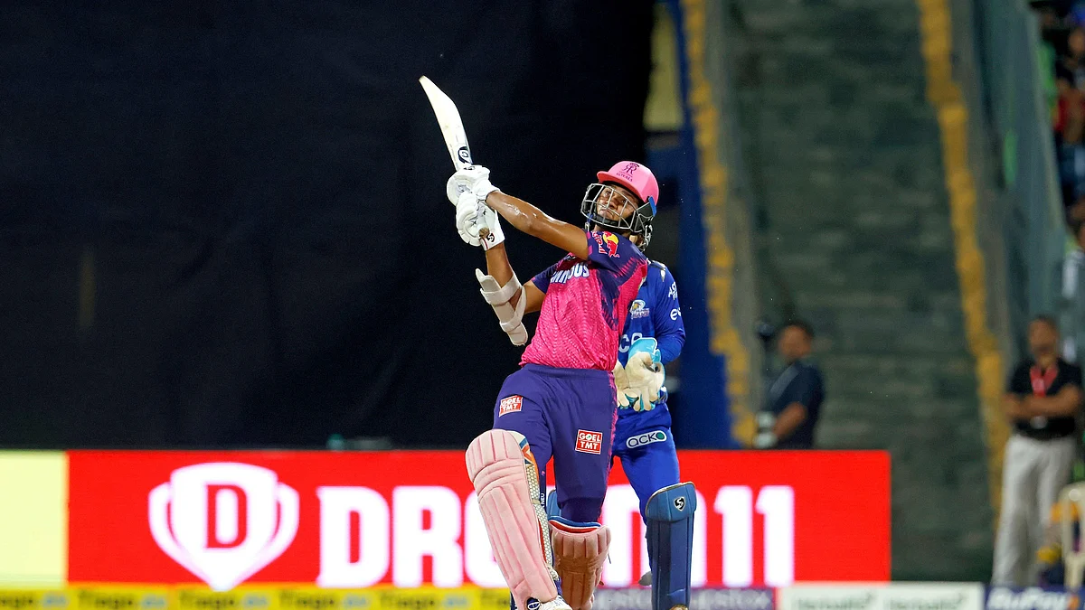 RR's Yashasvi Jaiswal in action against MI on Sunday.
Photo courtesy: Twitter/@IPL