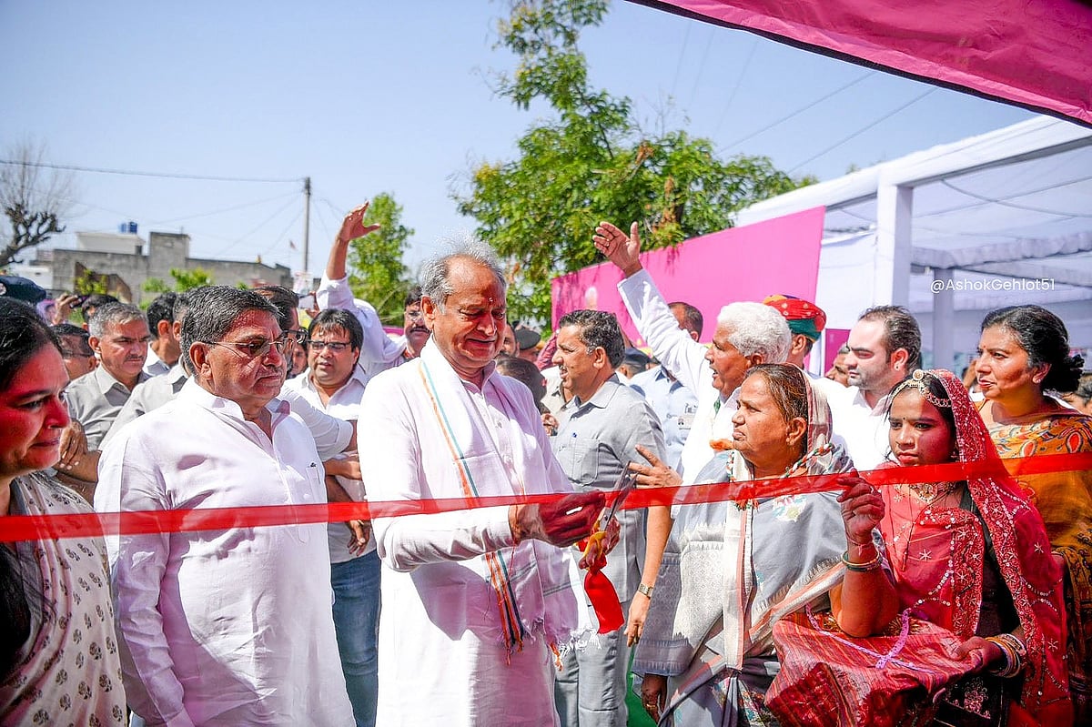Free LPG, cooking oil, job cards: Gehlot launches ‘Mehangai Rahat’ camp 