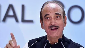 "Pathetic", Azad's attack on Rahul demonstrates his "loyalty" to Modi: Congress