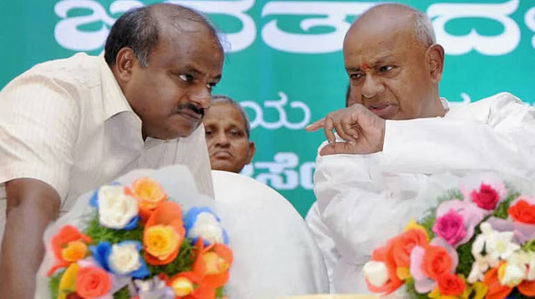 K'taka polls: Deve Gowda family's show of strength to wrestle Hassan from BJP