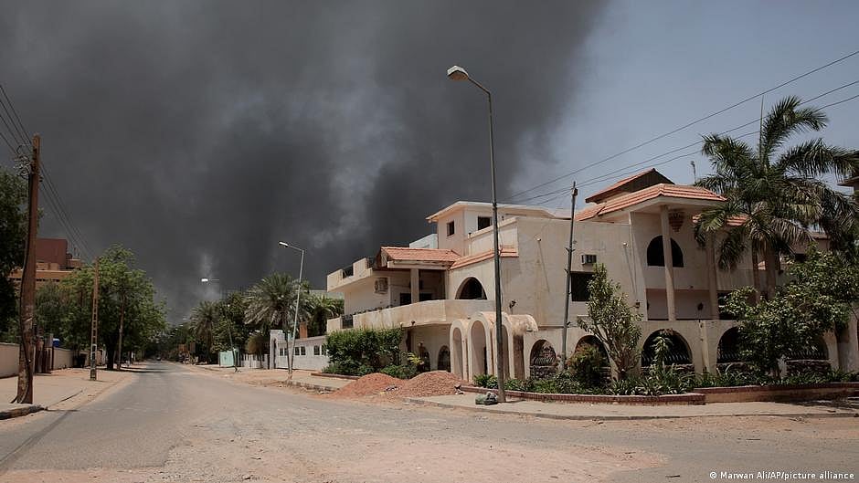 Several killed as army battles paramilitary in Sudan capital