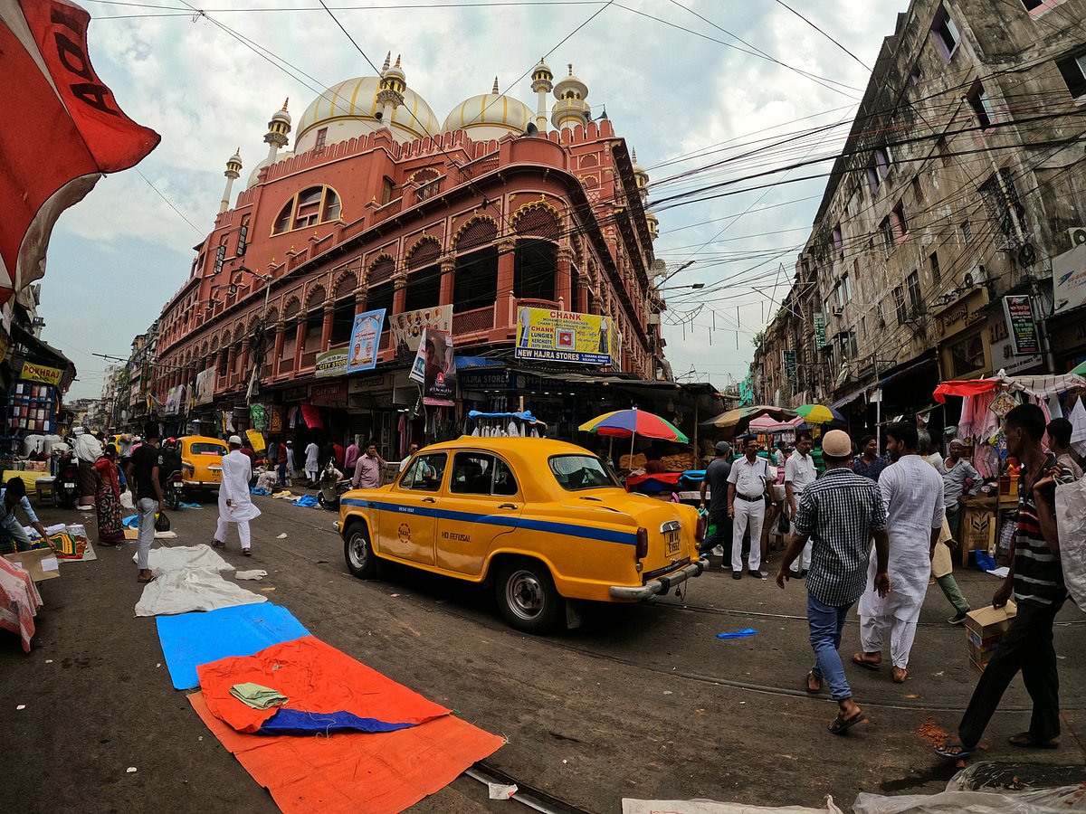 Moon sighted, Eid to be celebrated in India on Saturday