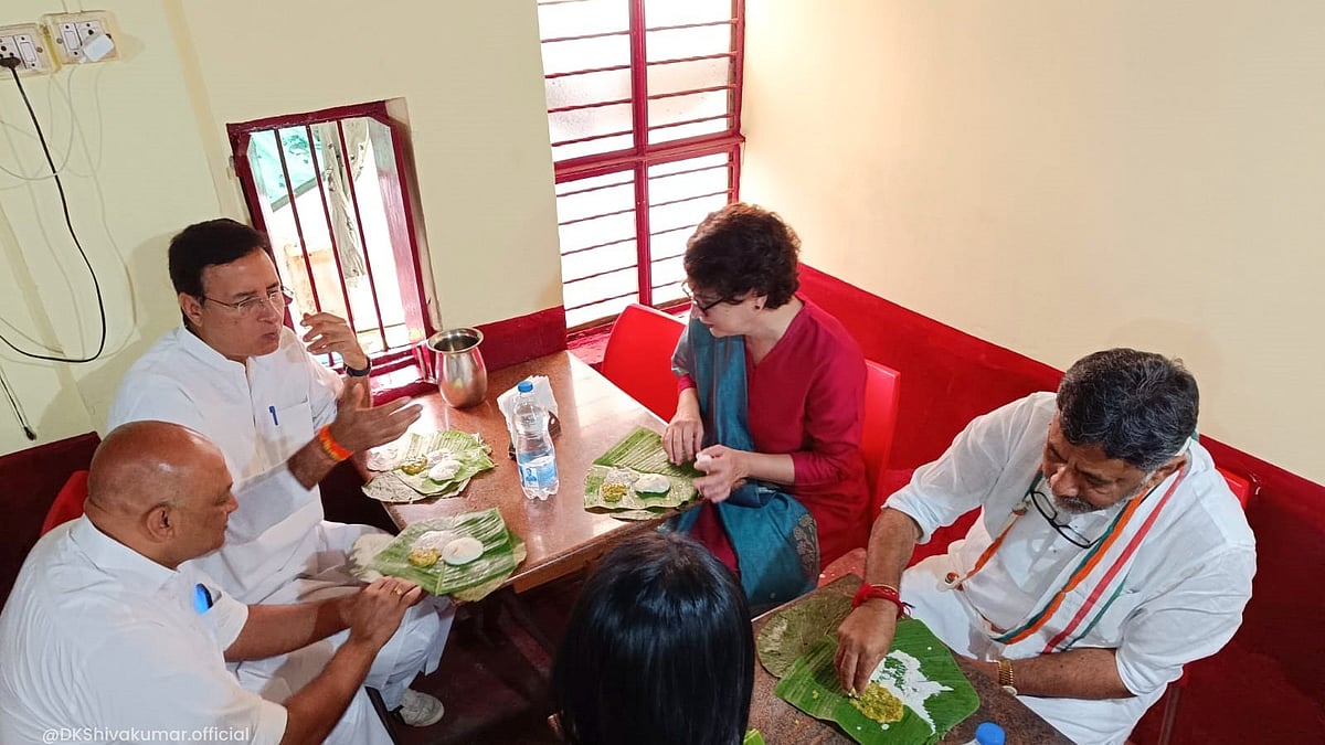 Priyanka Gandhi with Randeep Surjewala and Dk Shivakumar