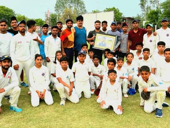 Rinku Singh with trainees at Aligarh Sports Association. (Photos: ASA)