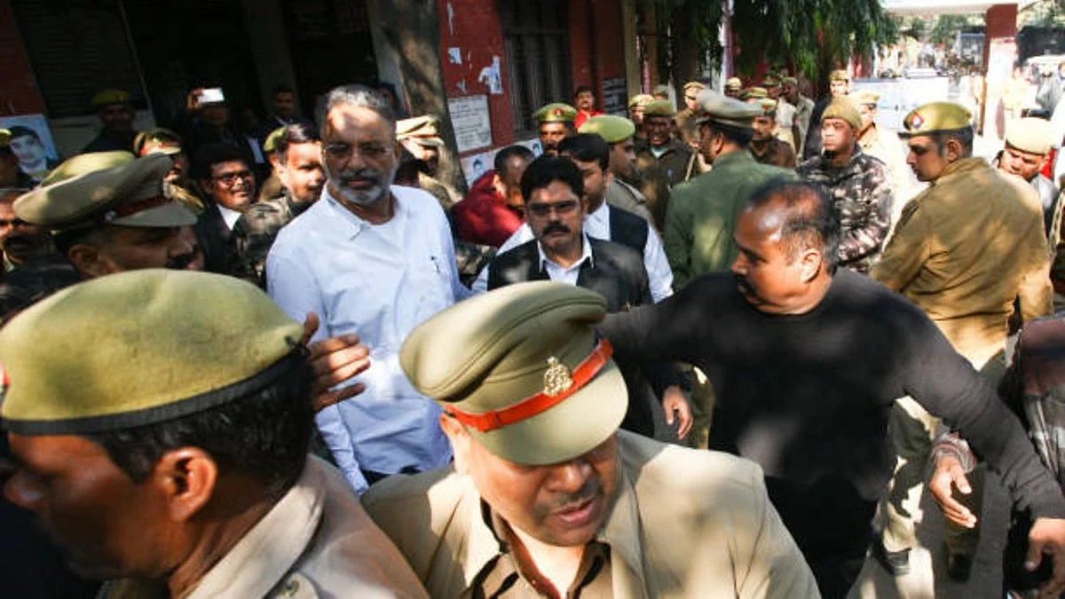 Gangester turned Politician Mukhtar Ansari taken out from district court (Getty Images)