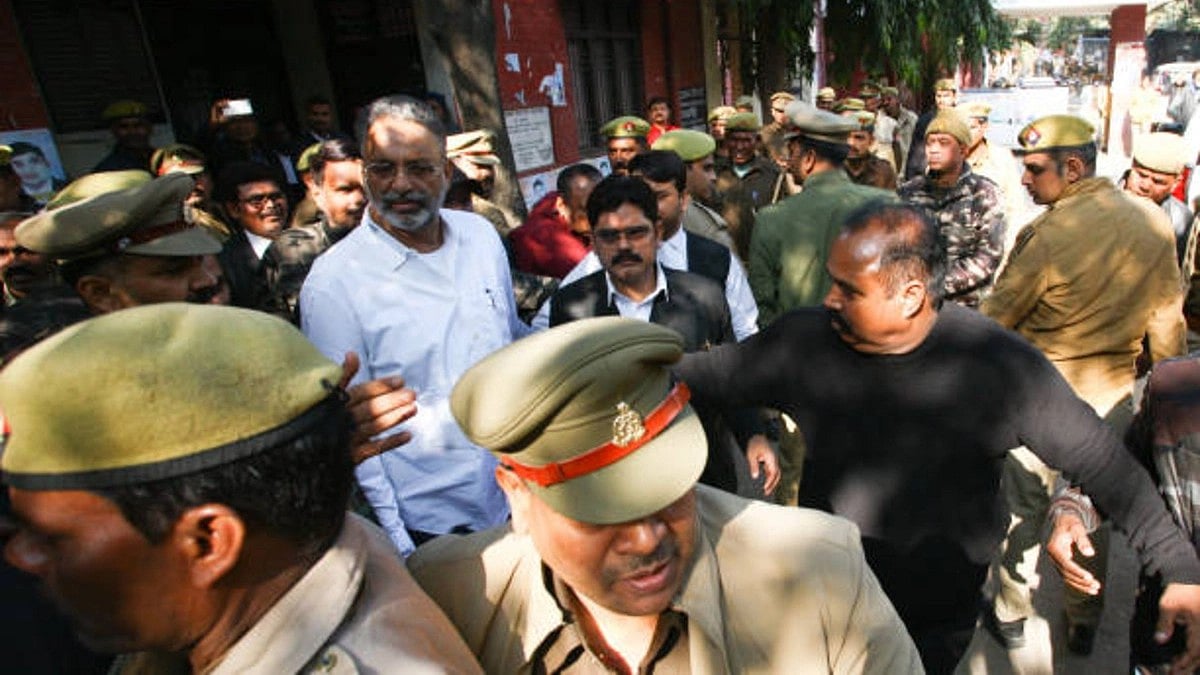 Gangester turned Politician Mukhtar Ansari taken out from district court (Getty Images)