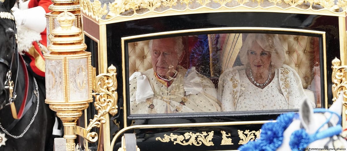 King Charles and Queen Camilla on their way to Westminster Abbey for the coronation (photo: Getty Images)