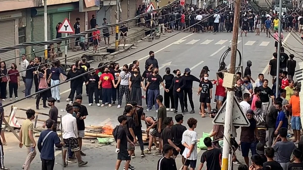 Violence-hit Manipur (photo courtesy @EastMojo/Twitter)