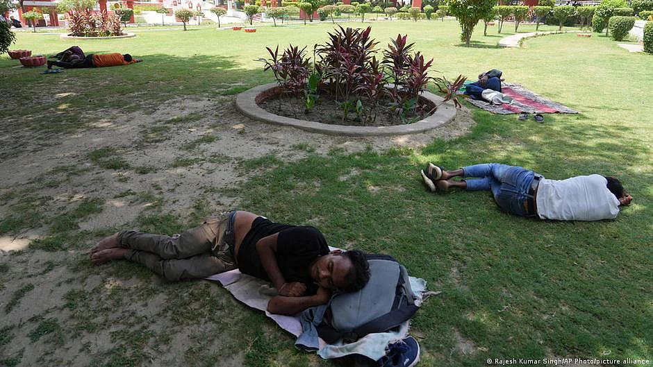 India's sweltering heat waves cause unbearable suffering (Photo: DW)