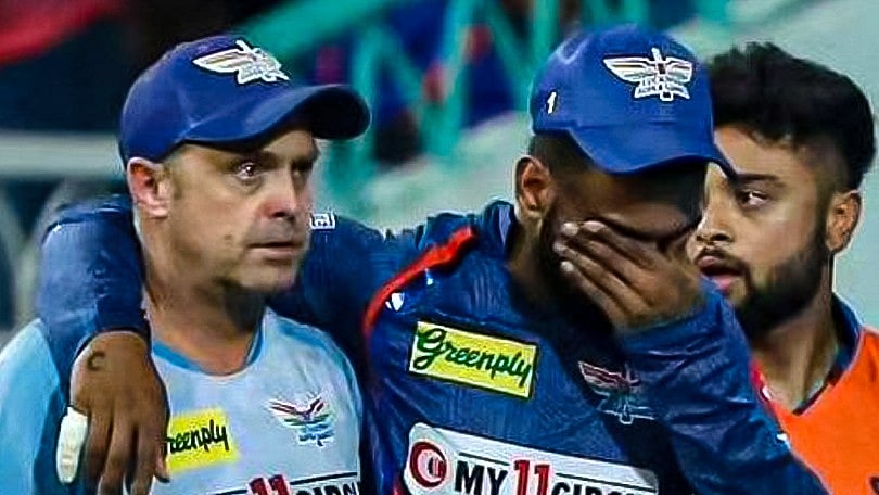 KL Rahul sustained a serious thigh injury during the match. (Photo: Twitter/ @Cricketracker) 