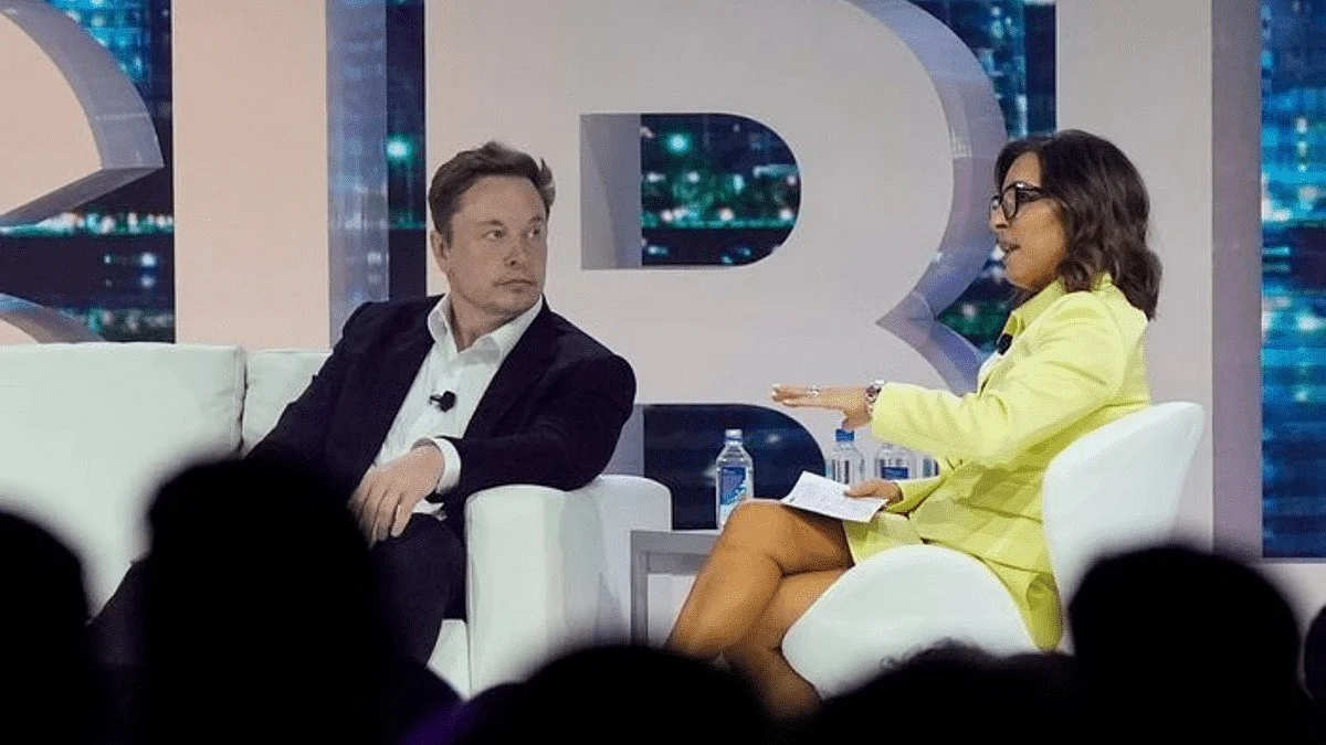 Elon Musk and Linda Yaccarino (Photo Courtesy: @aakashg0/Twitter)