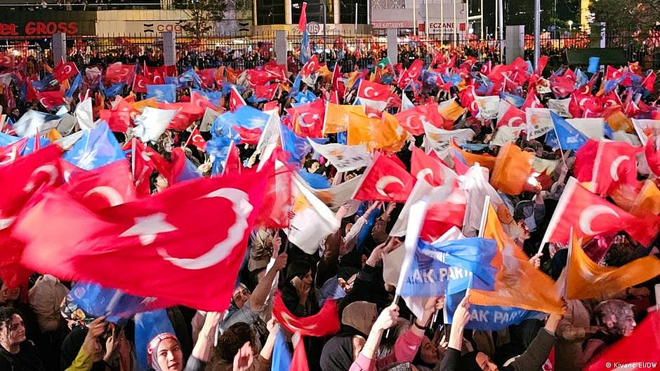 Turkey Election Results: Erdogan 'accepts' possible runoff—as it happened
