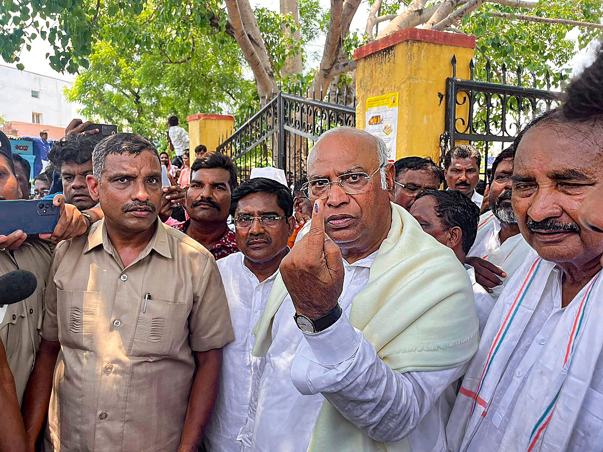 Nearly 37 pc voter turnout till 1pm in Karnataka Assembly elections