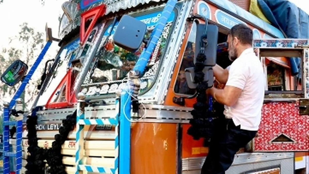 Rahul Gandhi takes a truck ride from Murthal to Haryana. (Photo: IANS)