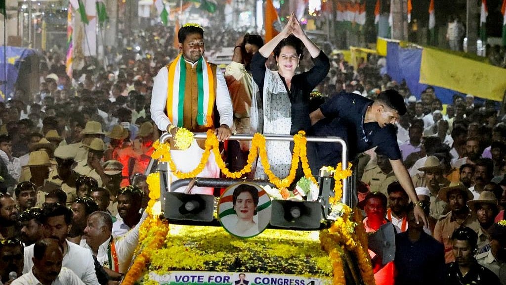 Priyanka Gandhi with Srinivas BV (Photo Courtesy: Twitter/ @srinivasiyc
)