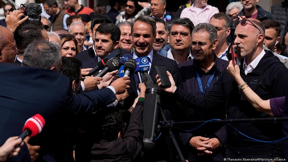 Greek elections: Ruling party wins over Syriza