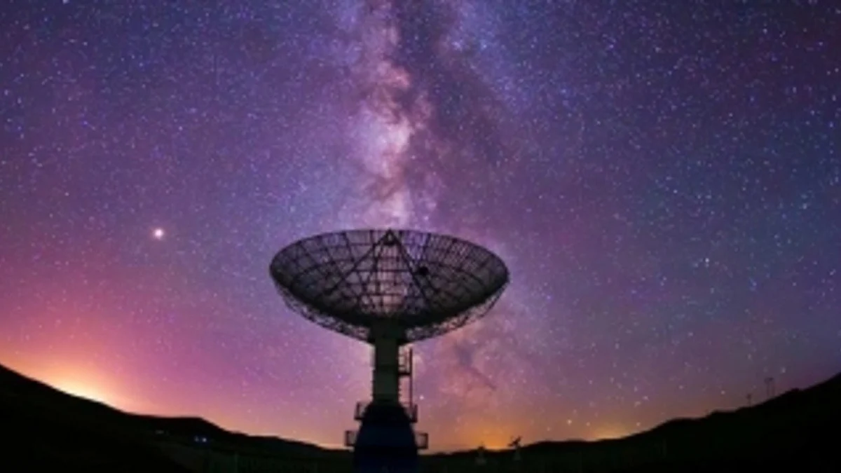An antenna dish with the backdrop of the nightsky (photo: IANS)