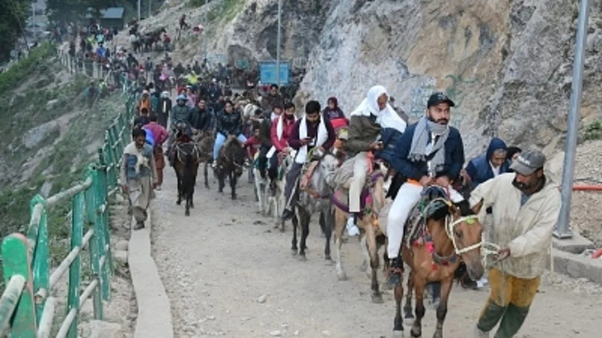 People ride horses to attend the annual Amarnath Yatra (Photo: NH File Photo)