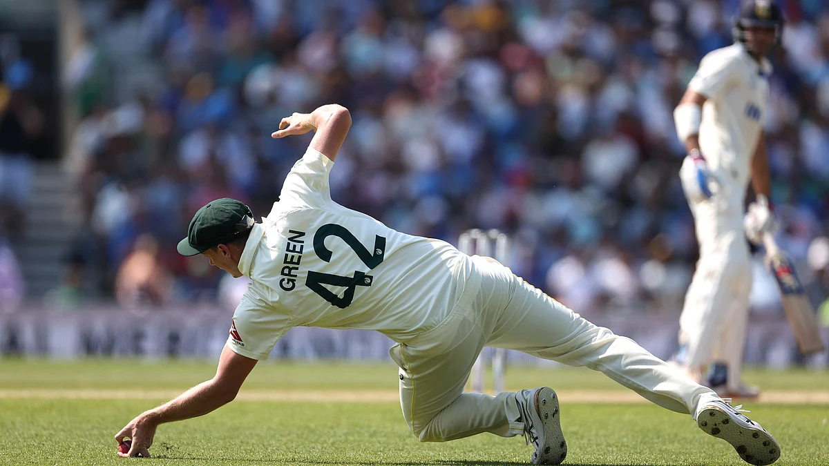 Aussie Cameron Green took a diving catch to dismiss India's Shubman Gill off Scott Bolland's bowling on day 4 of the ICC World Test Championship Final between AUS and IND at The Oval, London, England, on 10 June 2023 (photo: Ryan Pierse/Getty Images)