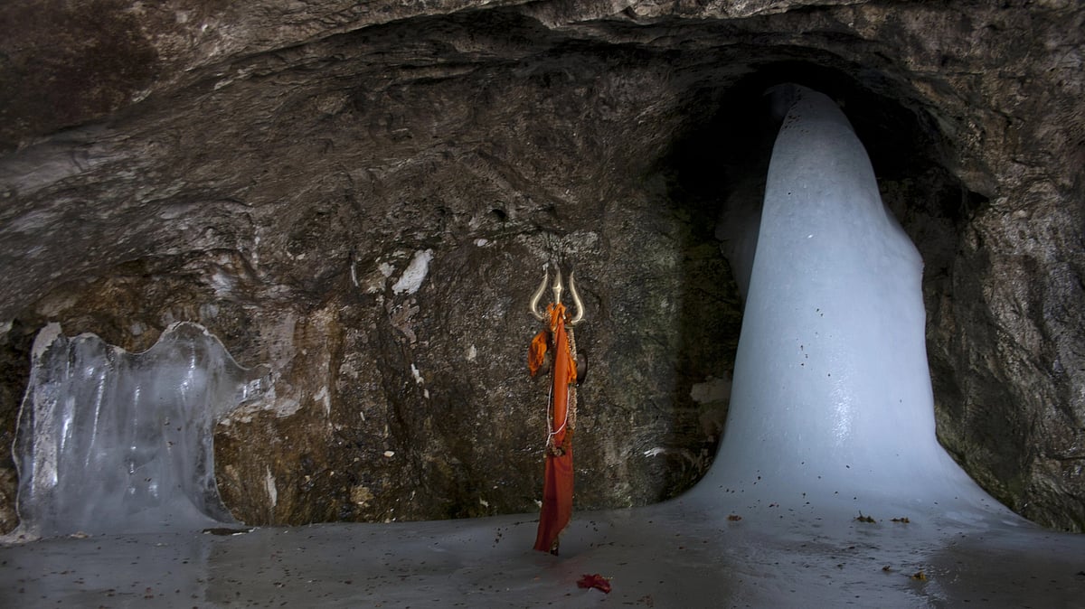 First batch of 3,500-plus Amarnath pilgrims set out from Jammu base camp