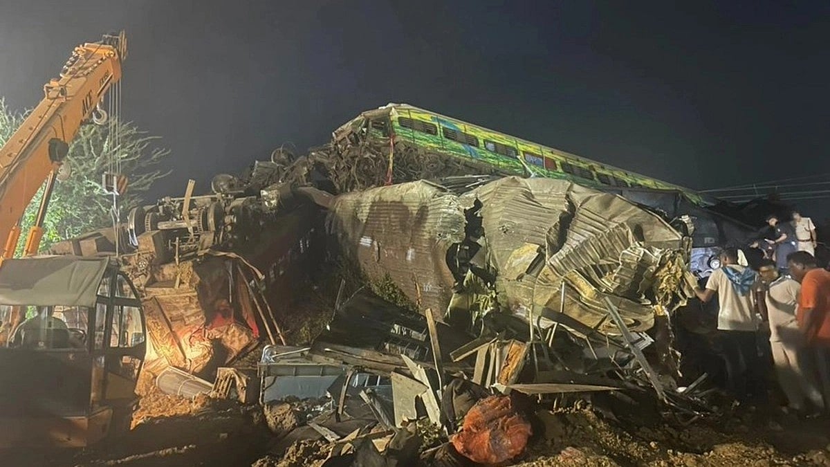 UPDATE: At least 233 dead, more than 900 injured in Odisha's 3-way train accident
