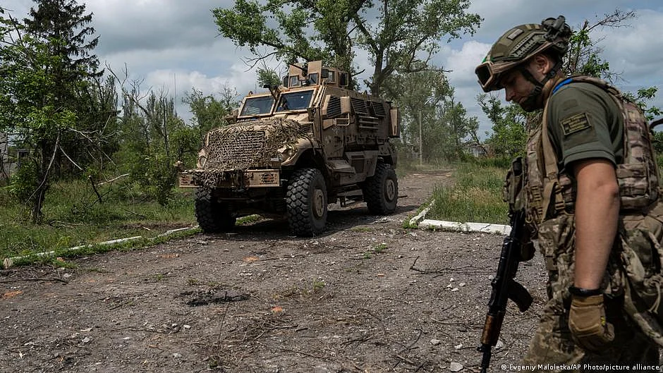 Ukraine updates: Kyiv 'destroying the enemy,' Zelenskyy says (photo: DW)