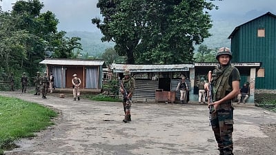 Soldiers in Manipur (Photo courtesy: IANS)