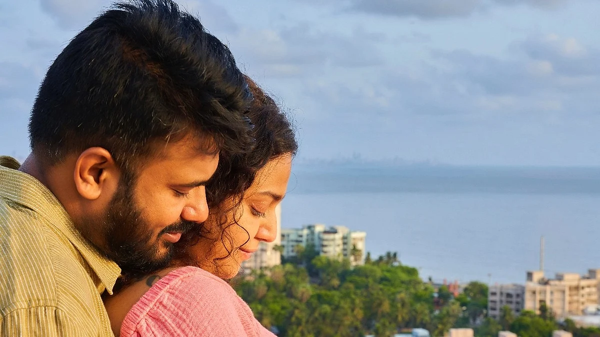 Swara Bhasker with husband Fahad Ahmad (photo courtesy: @reallyswara/Twitter)