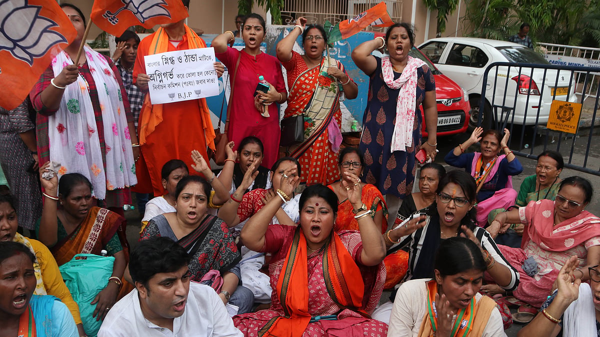 Bengal panchayat polls: Is there no neutral party to ensure law & order?