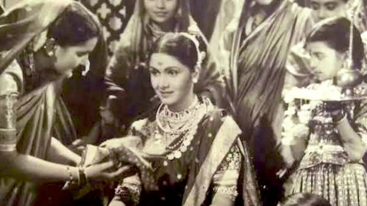 Sulochana Latkar (Photo courtesy: @BharGo8/Twitter)